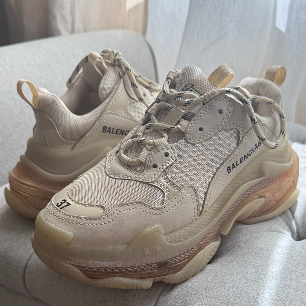 Elegant Beige Women's Sneakers 37 8